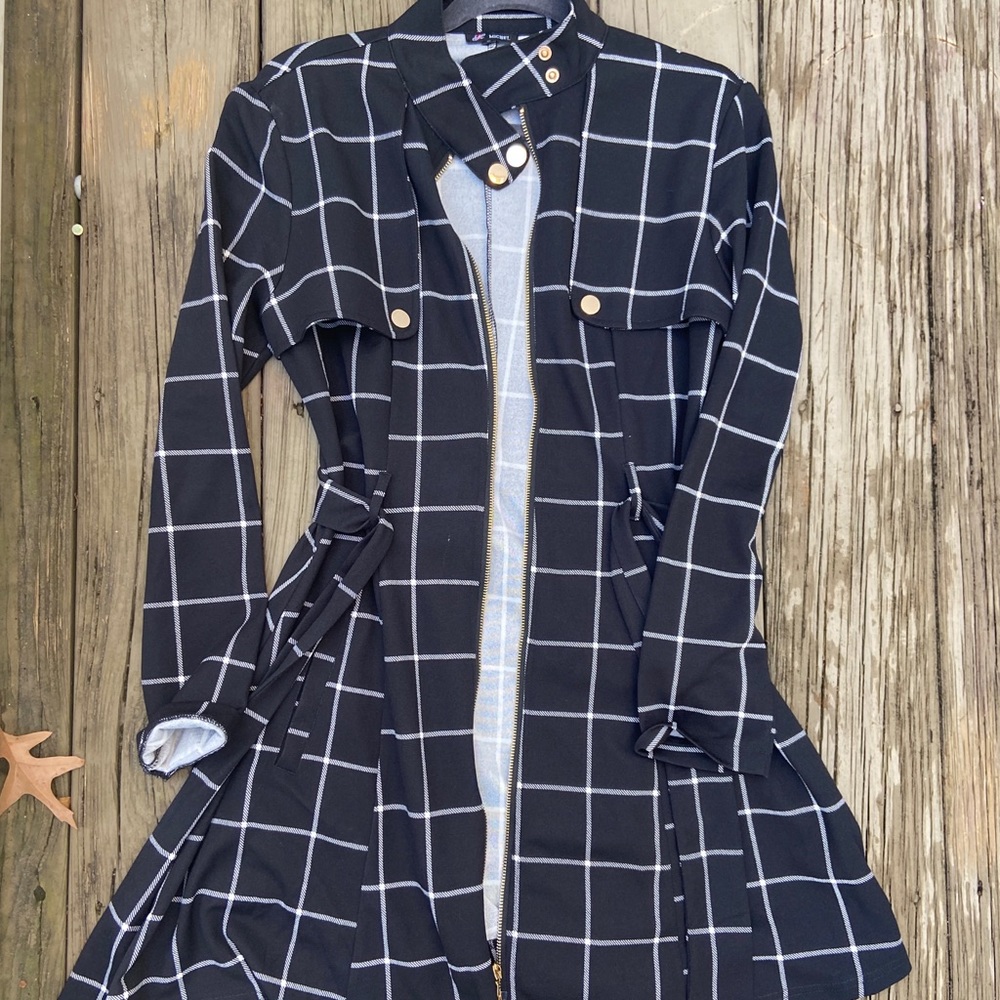 Discovery Brand Black Stripped Coat